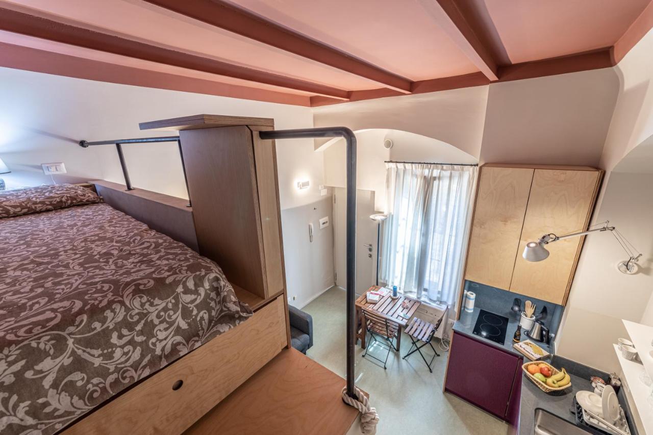 Xenia Apartments - Accogliente Pied-A-Terre Sui Navigli Milan Luaran gambar