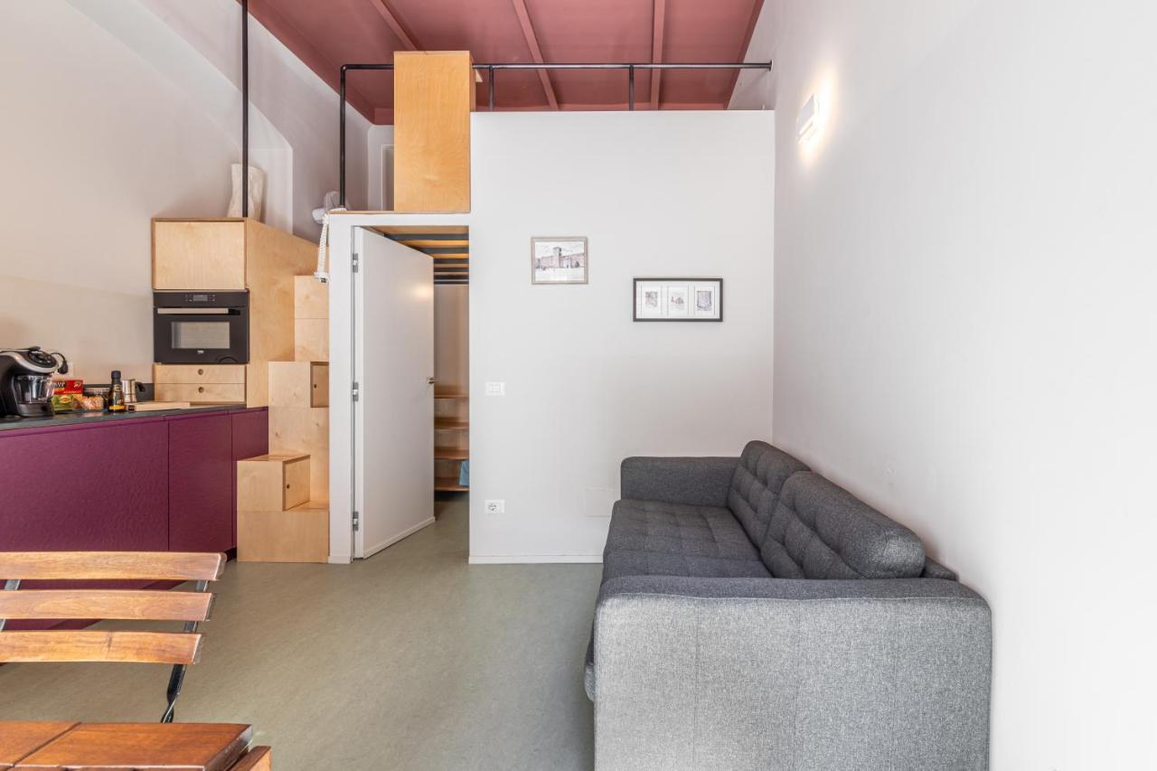 Xenia Apartments - Accogliente Pied-A-Terre Sui Navigli Milan Luaran gambar